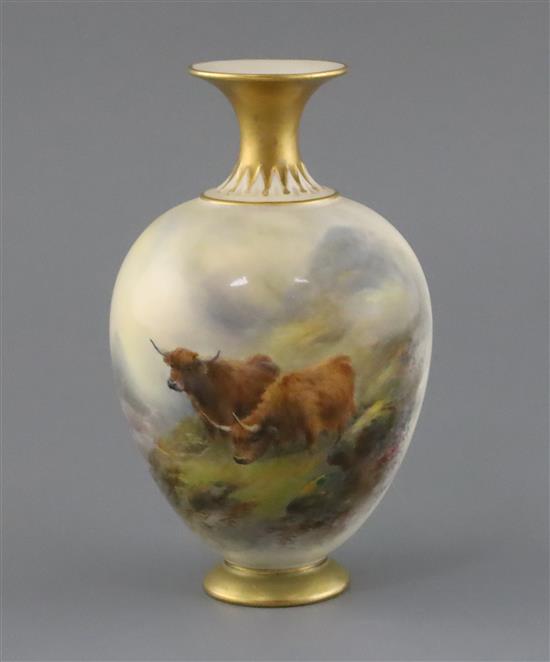 Harry Stinton for Royal Worcester, a Highland cattle vase, shape 302, date code for 1915, H. 17cm